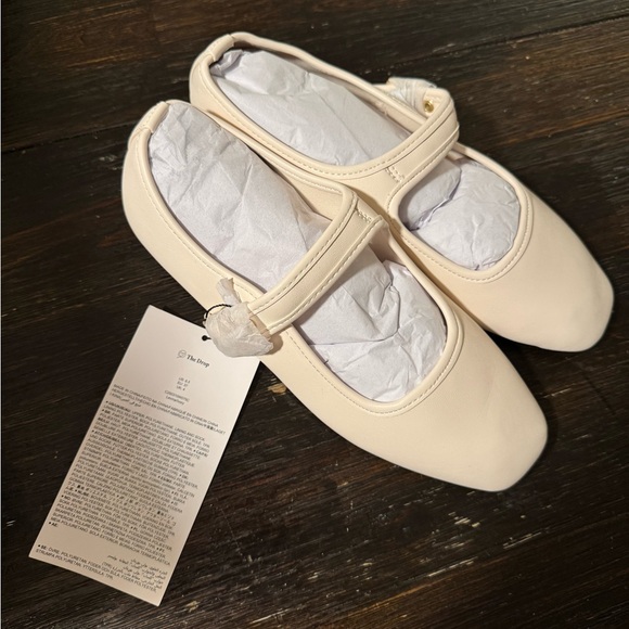 The Drop Shoes - Chic Cream Mary Jane Flats